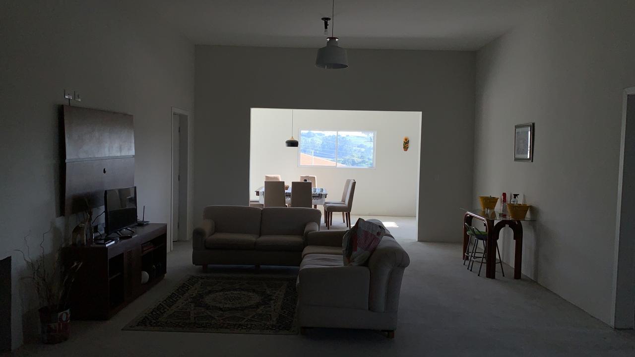 Casa 3 dorms(2 suites), piscina em Condomínio de Araçoiaba da Serra SP