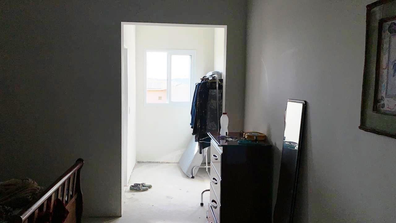 Casa 3 dorms(2 suites), piscina em Condomínio de Araçoiaba da Serra SP